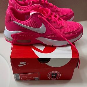 Nike Women's Athletic Shoes in Pink and White